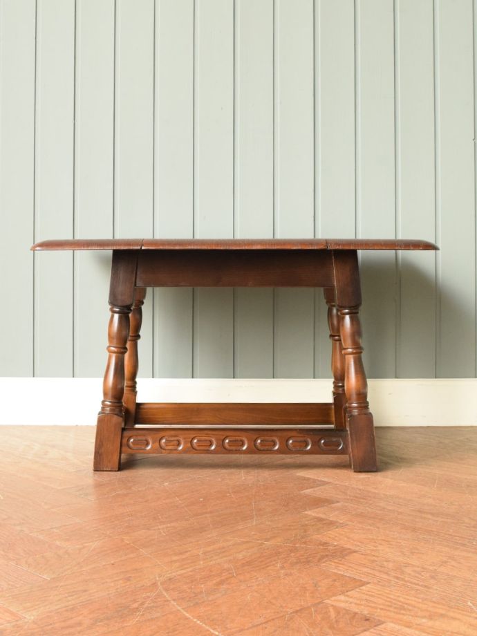 いろんな表情が楽しめるテーブル