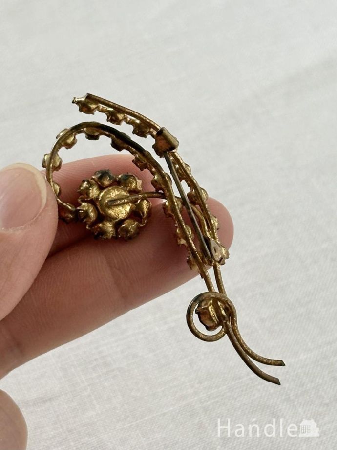 おしゃれなブローチ