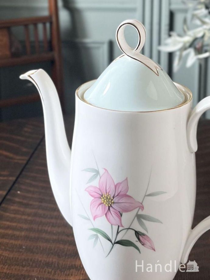 アンティークのティーポット