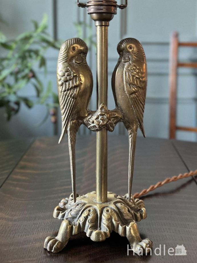 テーブルランプの装飾