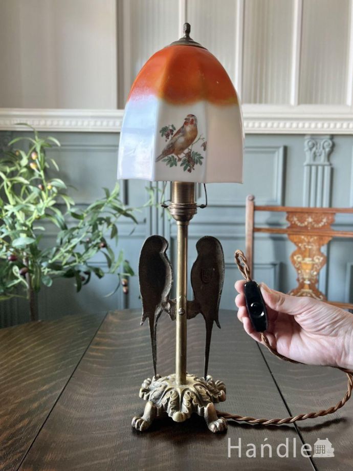 テーブルランプのスイッチ