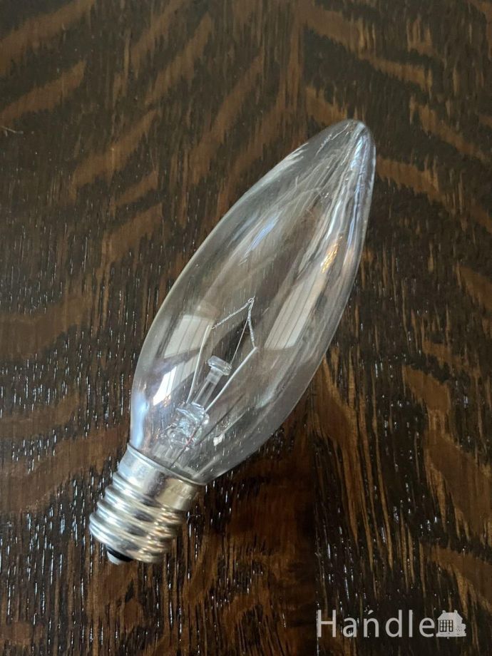 テーブルランプの電球