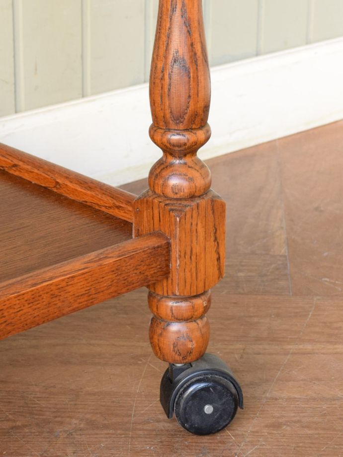 アンティーク家具の脚