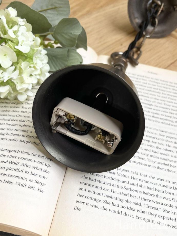 引っ掛けタイプの照明器具