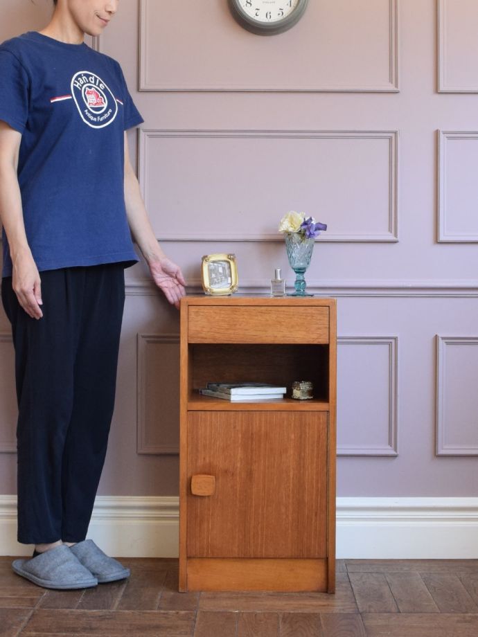 北欧スタイルのビンテージキャビネット