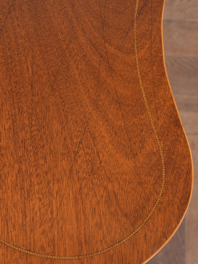 オケージョナルテーブルの天板