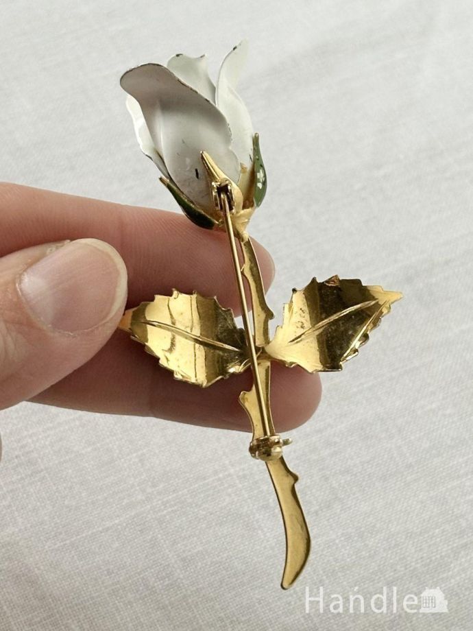 おしゃれなブローチ