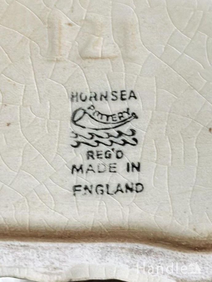 フラワーベースのバックスタンプ