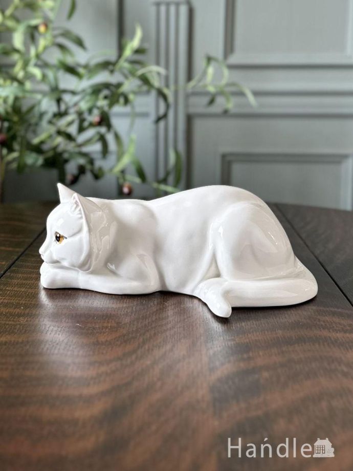 アンティークの置物