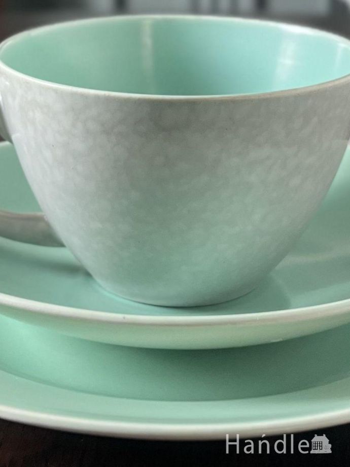 アンティークのカップ＆ソーサー(トリオ)