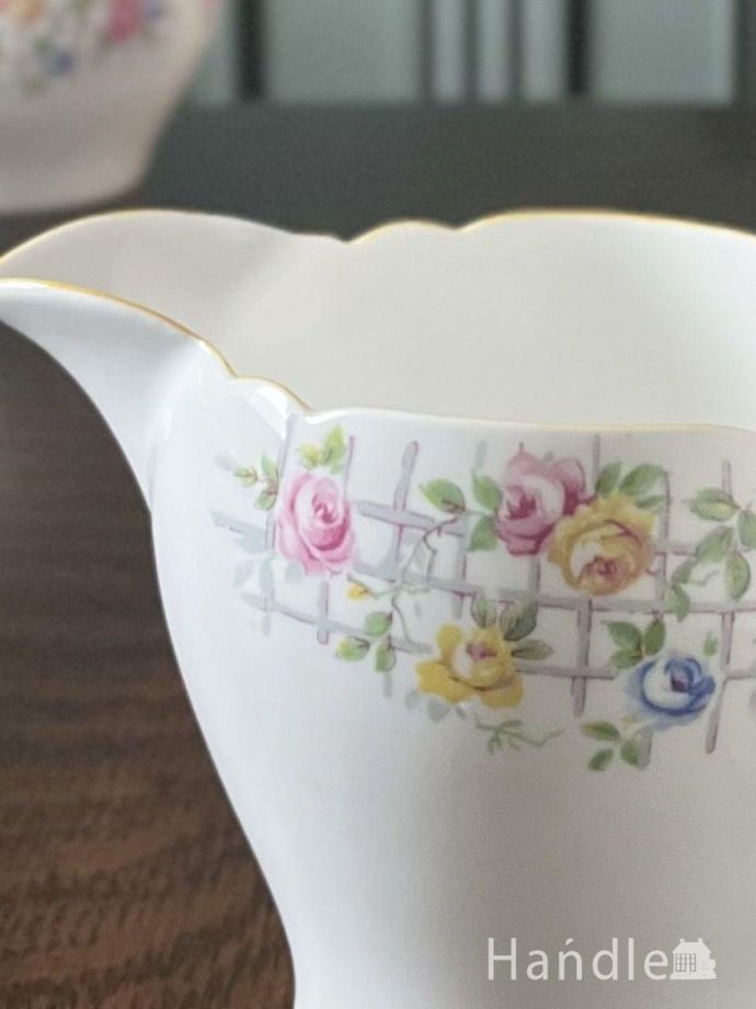 アンティークのミルクピッチャー