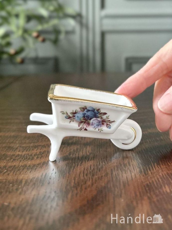 大きさはこれくらいです