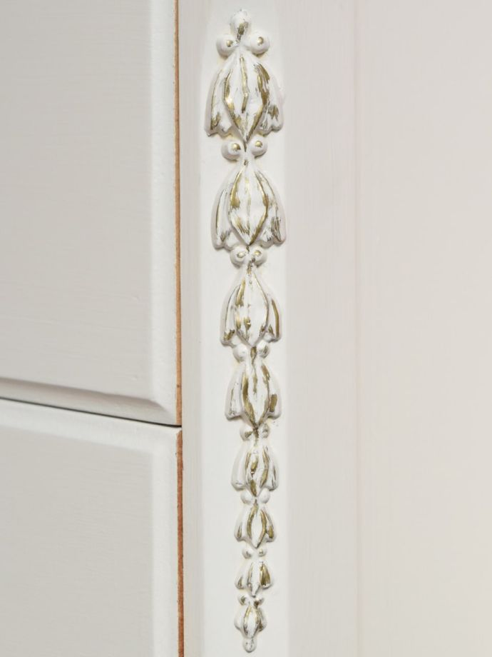 フランスチェストの装飾