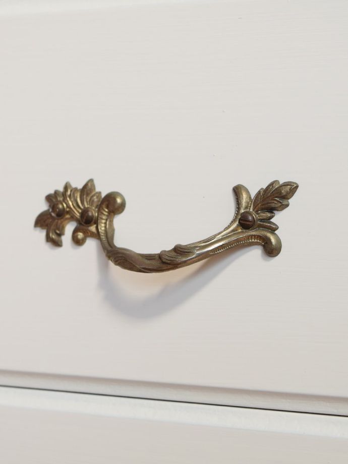 アンティーク家具の取っ手