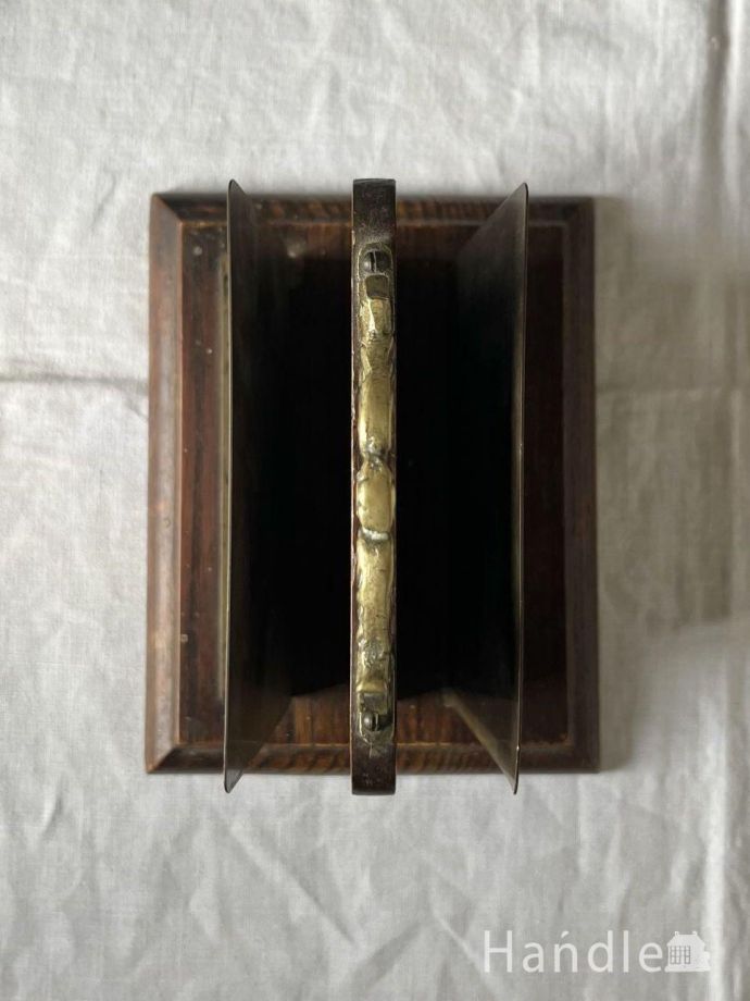 アンティークの真鍮レターラック