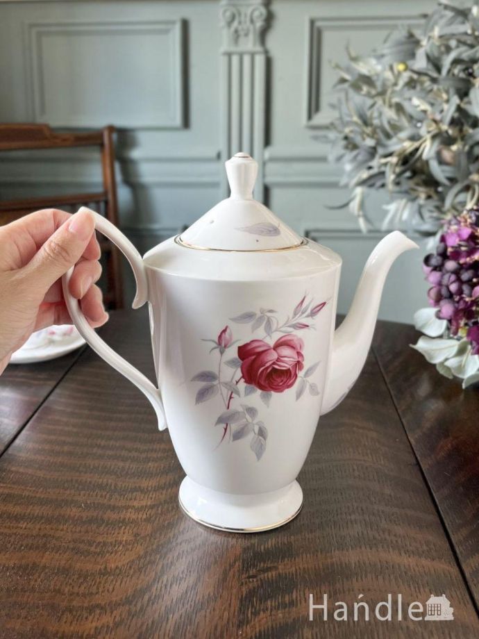 おしゃれなティーポット