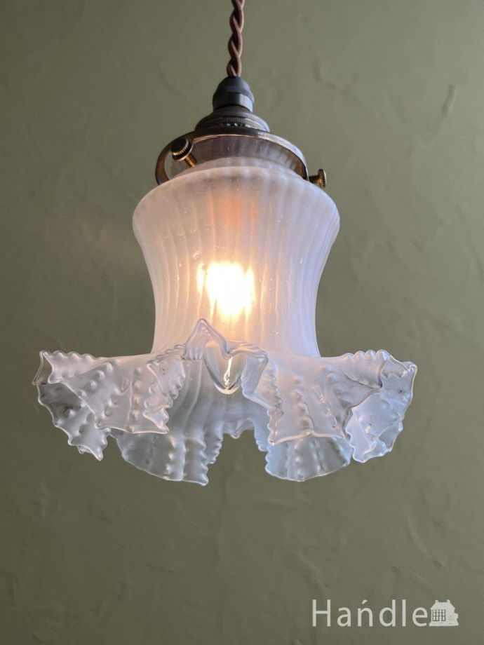 アンティーク照明の美しい灯り