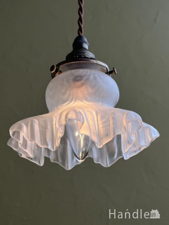 アンティーク照明の美しい灯り