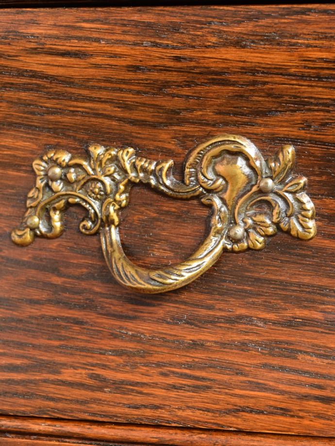 アンティークチェストの取っ手