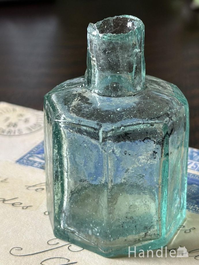 アンティークガラスのインク瓶