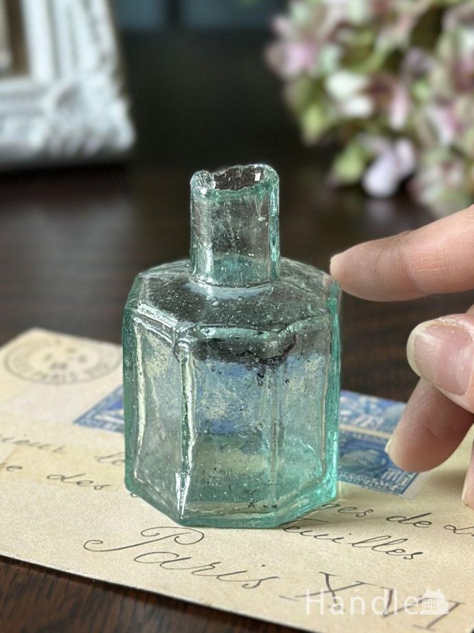 アンティークのガラス雑貨