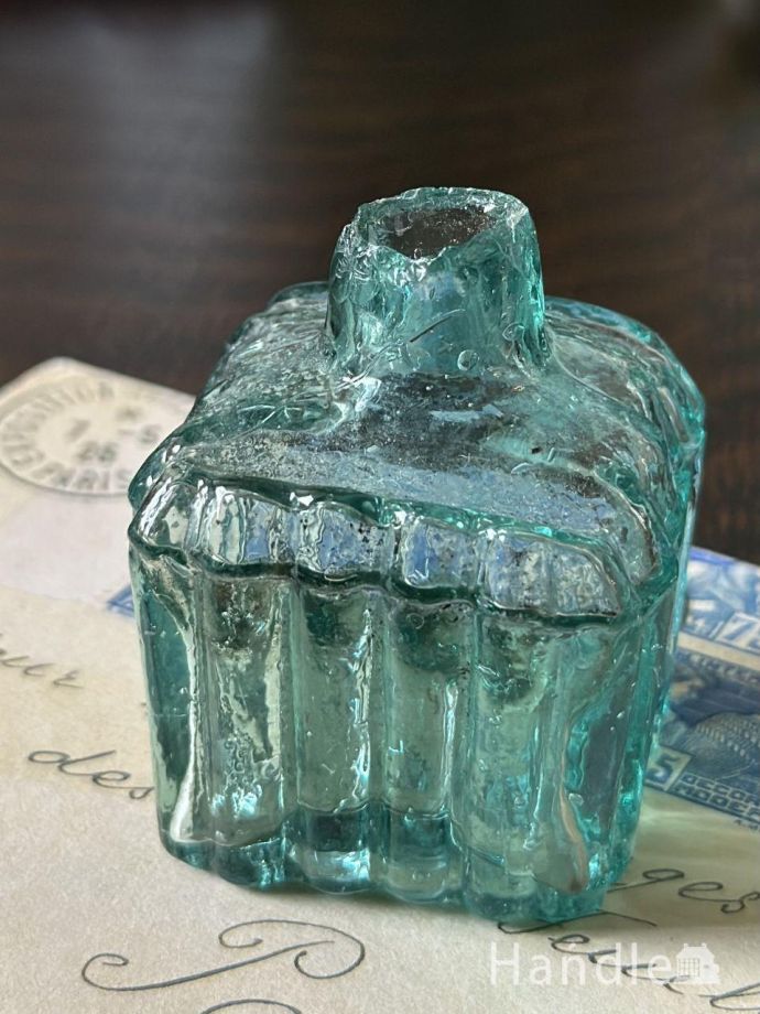 アンティークガラスのインク瓶