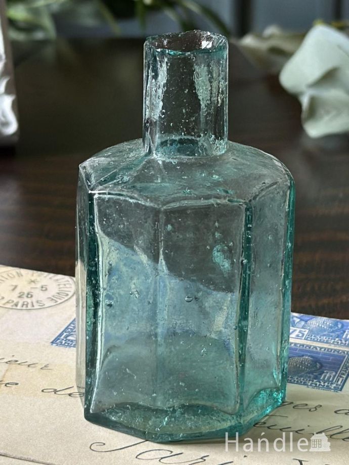 アンティークガラスのインク瓶