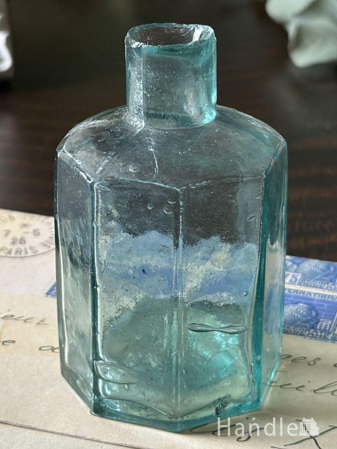 アンティークガラスのインク瓶