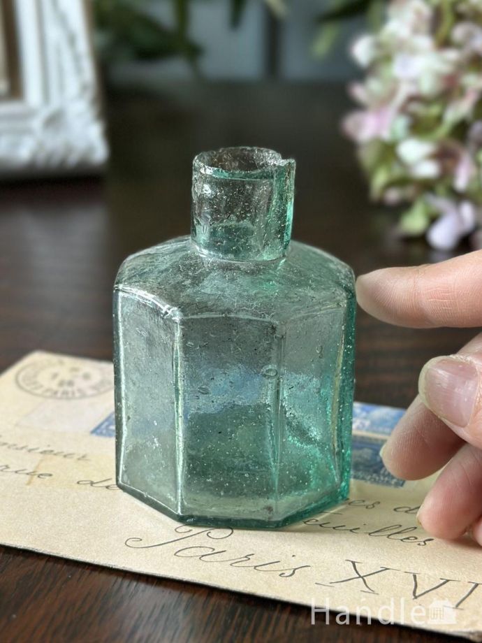 アンティークのガラス雑貨