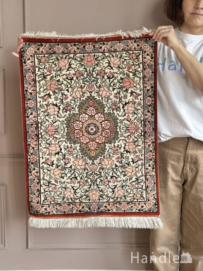 ビンテージのおしゃれな絨毯