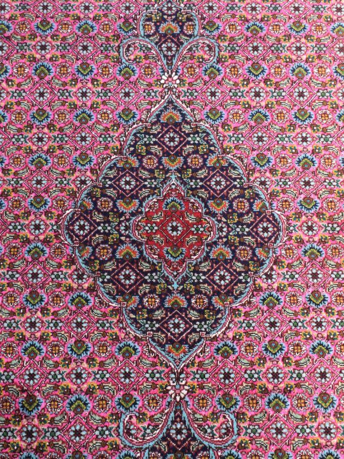 1点もののビンテージ絨毯