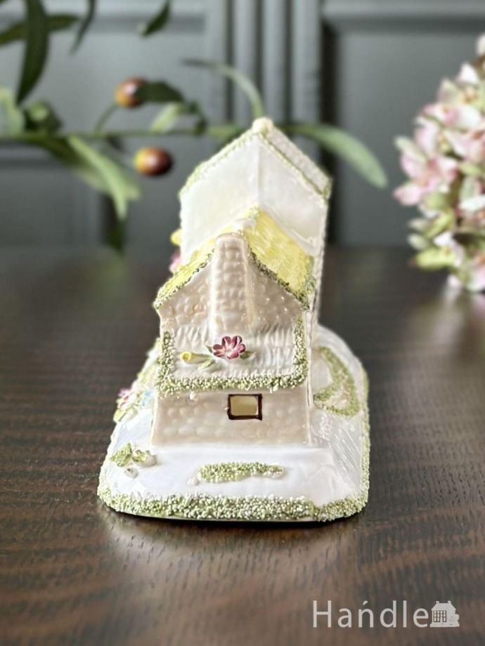 アンティークの置物