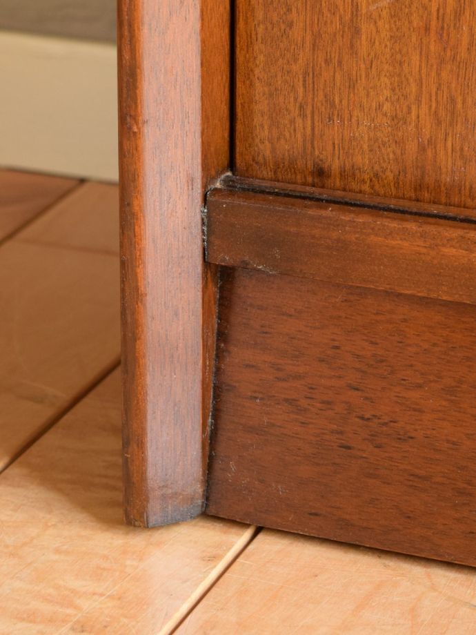 ビンテージ家具の脚