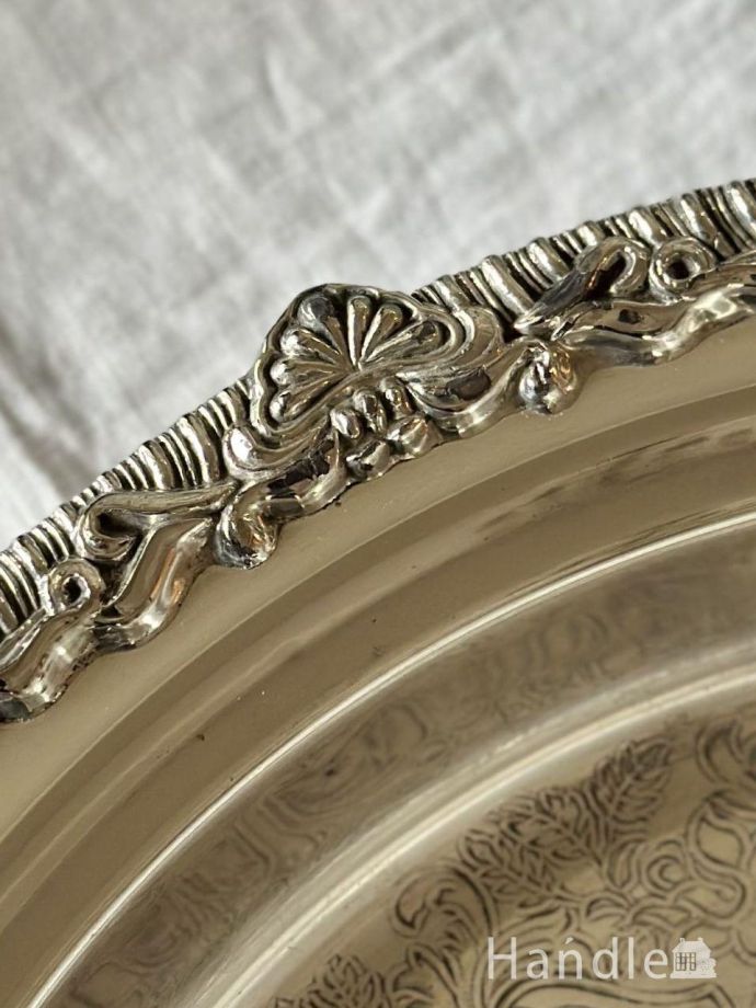 シルバートレイの装飾