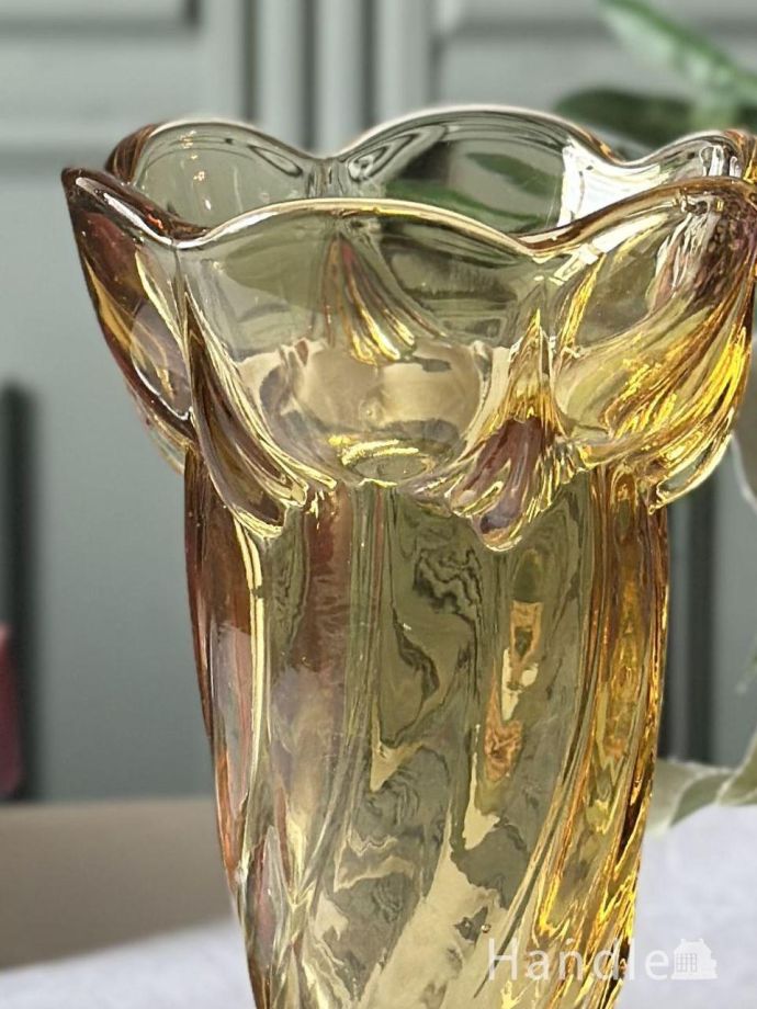 アンティークガラスの雑貨、フラワーベース