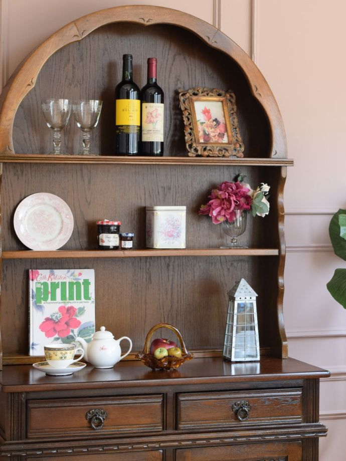 英国アンティークのおしゃれなキャビネット、オーク材のウェルッシュ