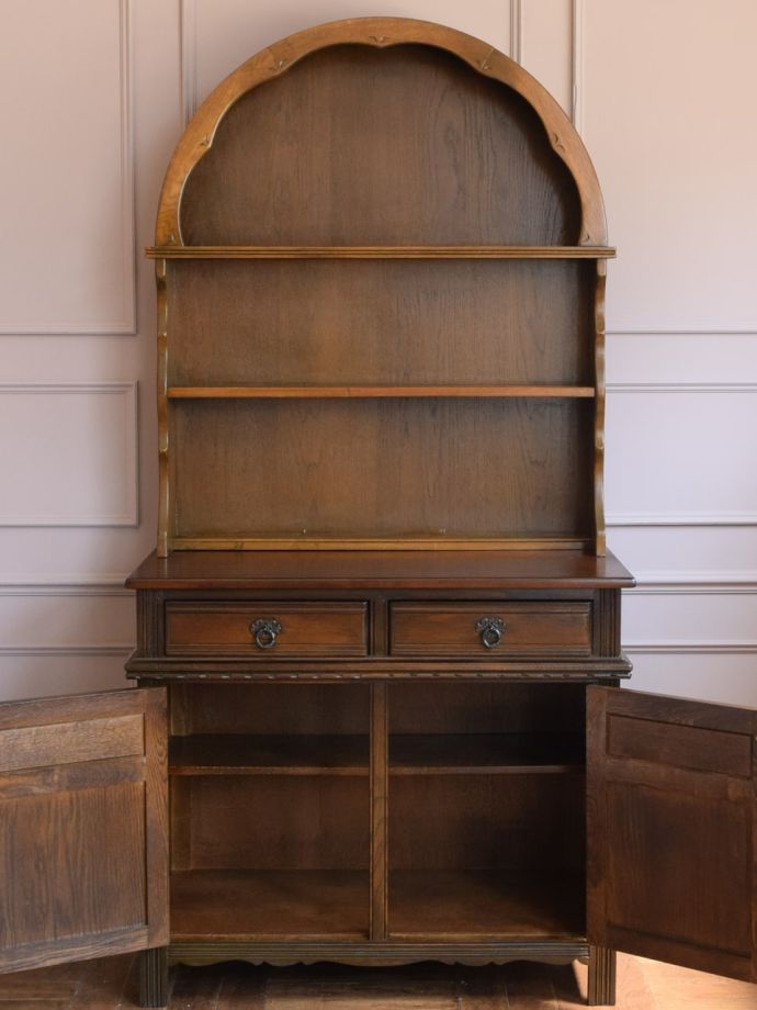 英国アンティークのおしゃれなキャビネット、オーク材のウェルッシュ