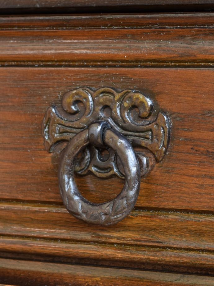 アンティーク家具の取っ手