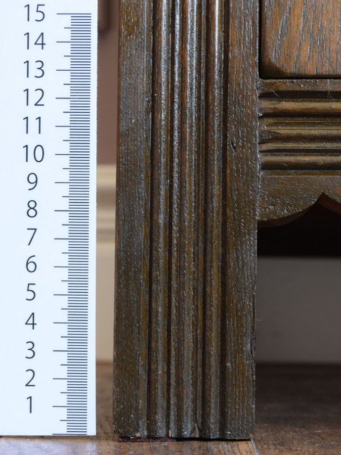 アンティーク家具の脚