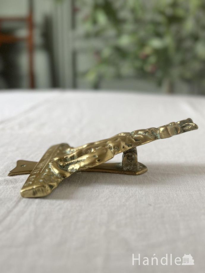 アンティークの真鍮オブジェ