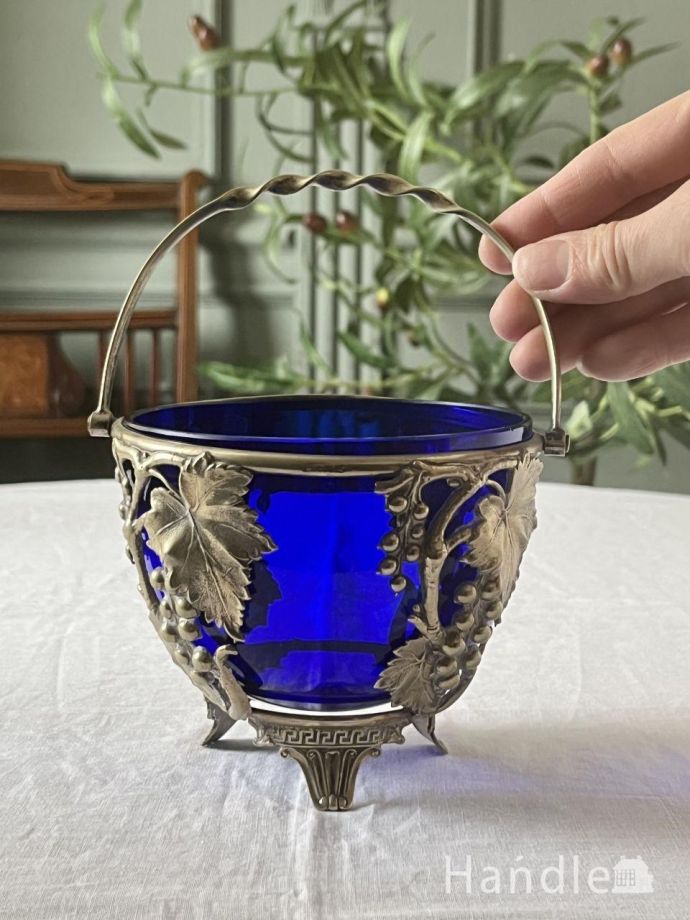 アンティークの小さな器