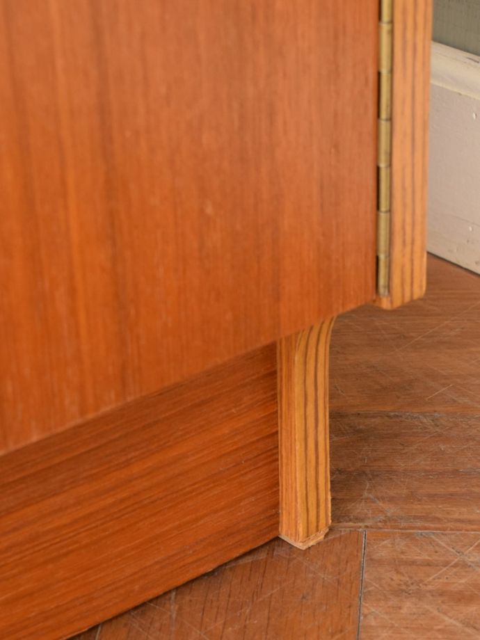 ビンテージ家具の脚