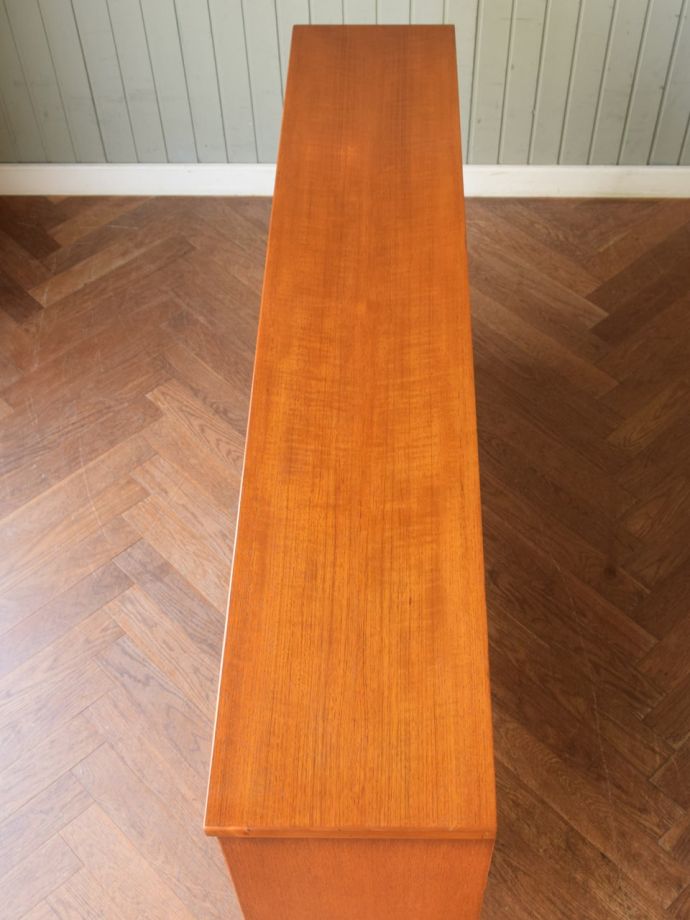 北欧キャビネットの天板