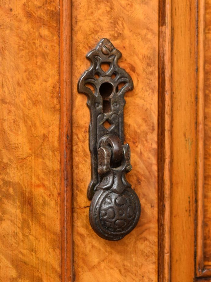 アンティーク家具の取っ手