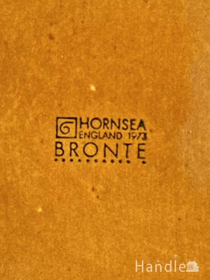 キャニスターのバックスタンプ