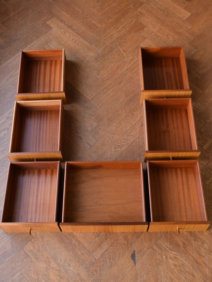 ドレッサーの引き出し