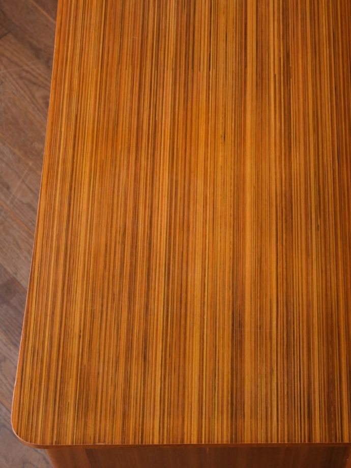 北欧スタイルの家具の天板