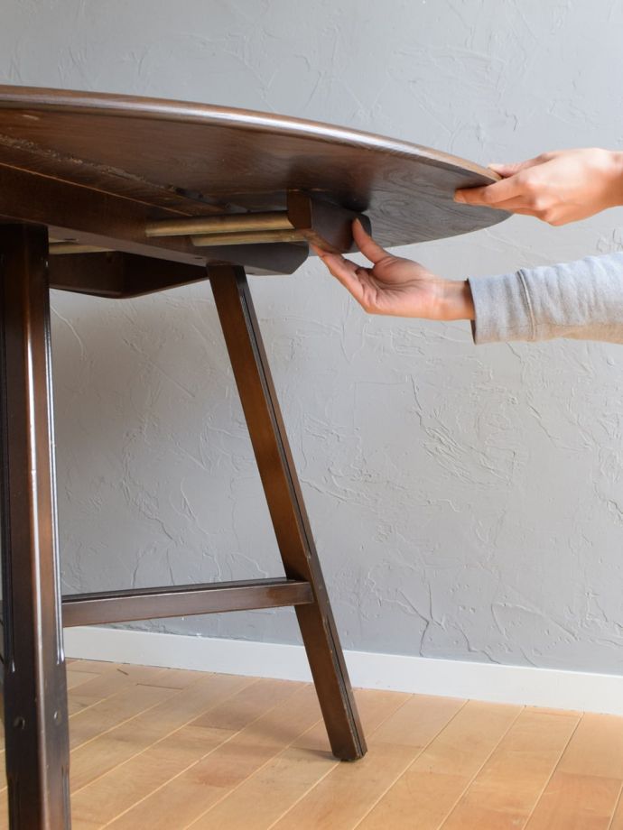 伸長式テーブルのサイズ変更方法