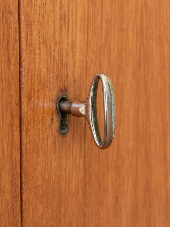 ビンテージ家具の鍵