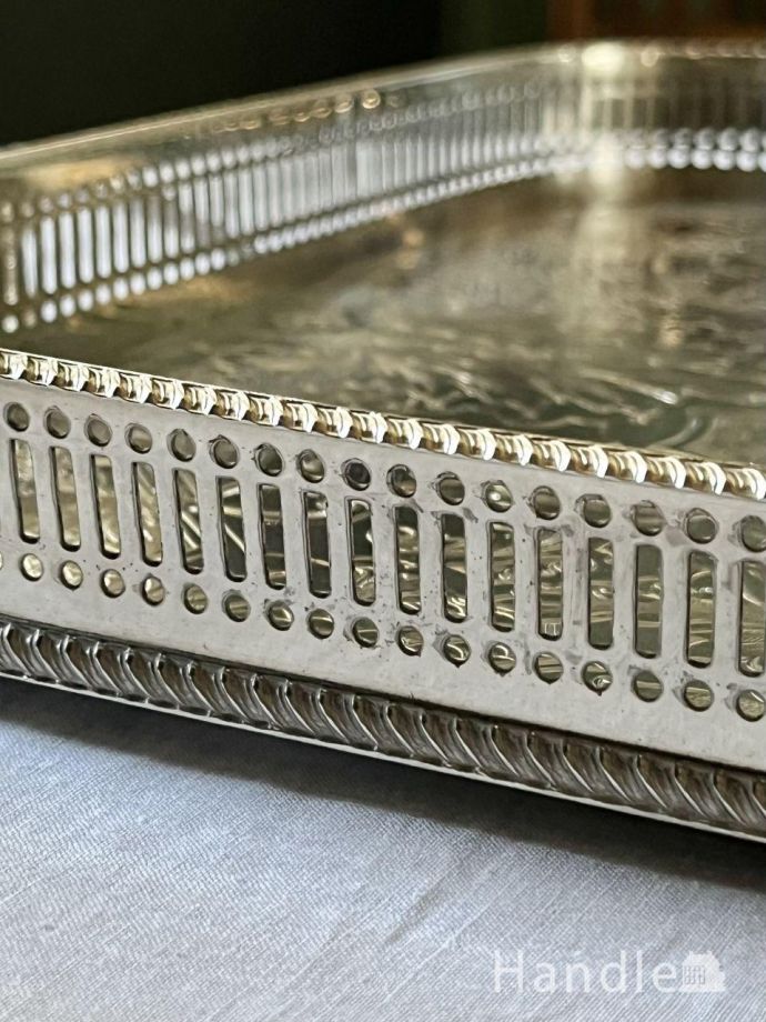 アンティークのシルバープレート